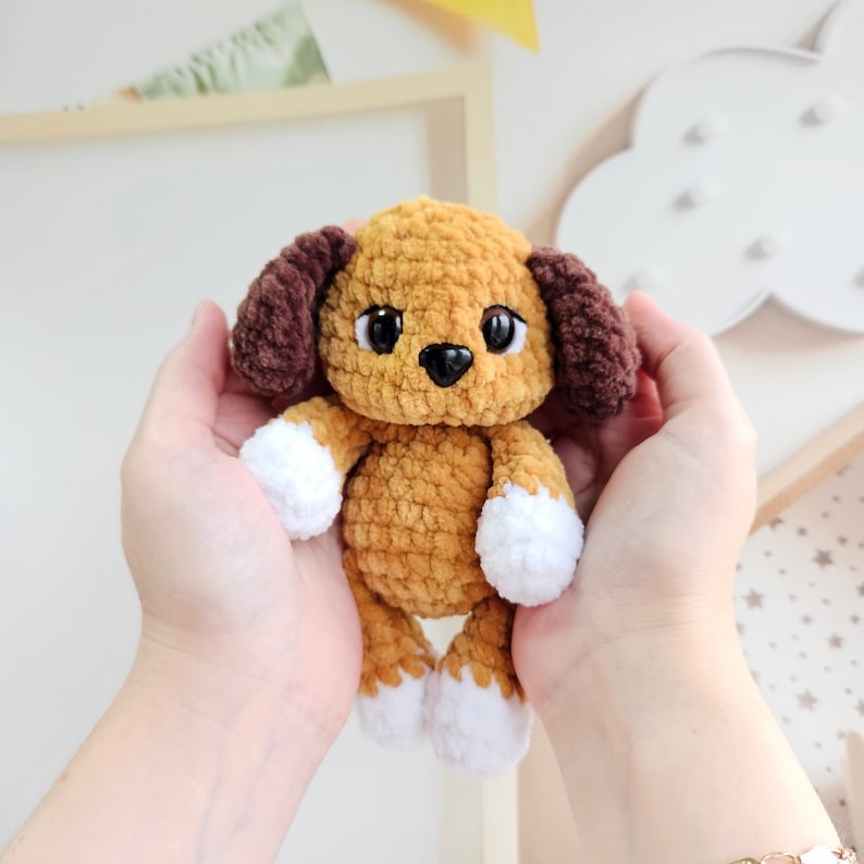 Mini Chiot Garçon – Un Adorable Petit Compagnon à Crocheter