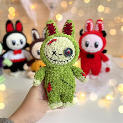 Labubu – 5-in-1 Halloween Häkel-Outfits  🎃👾