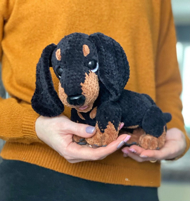 Dackel – Häkelanleitung für einen niedlichen Kuschelhund