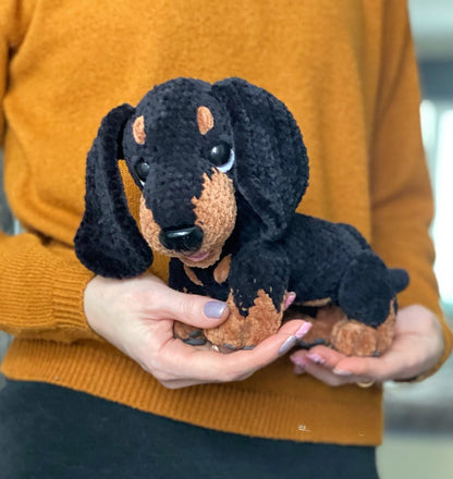 Dackel – Häkelanleitung für einen niedlichen Kuschelhund