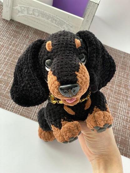 Dackel – Häkelanleitung für einen niedlichen Kuschelhund