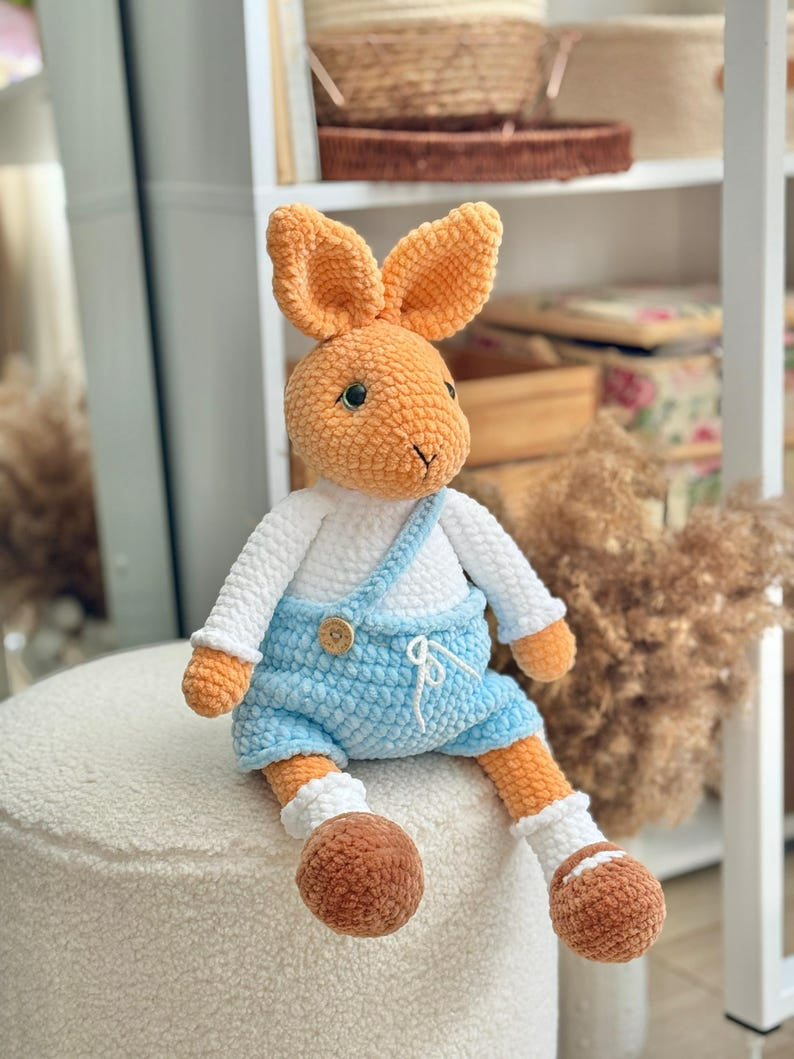 Austin – Pluche Konijn met Outfit & Schoentjes