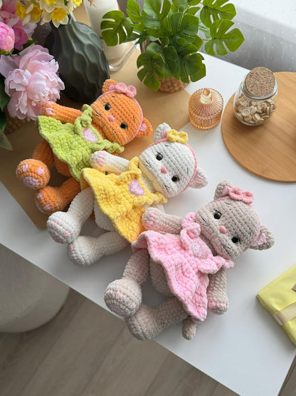 Musya – Chaton au crochet avec robe & accessoires